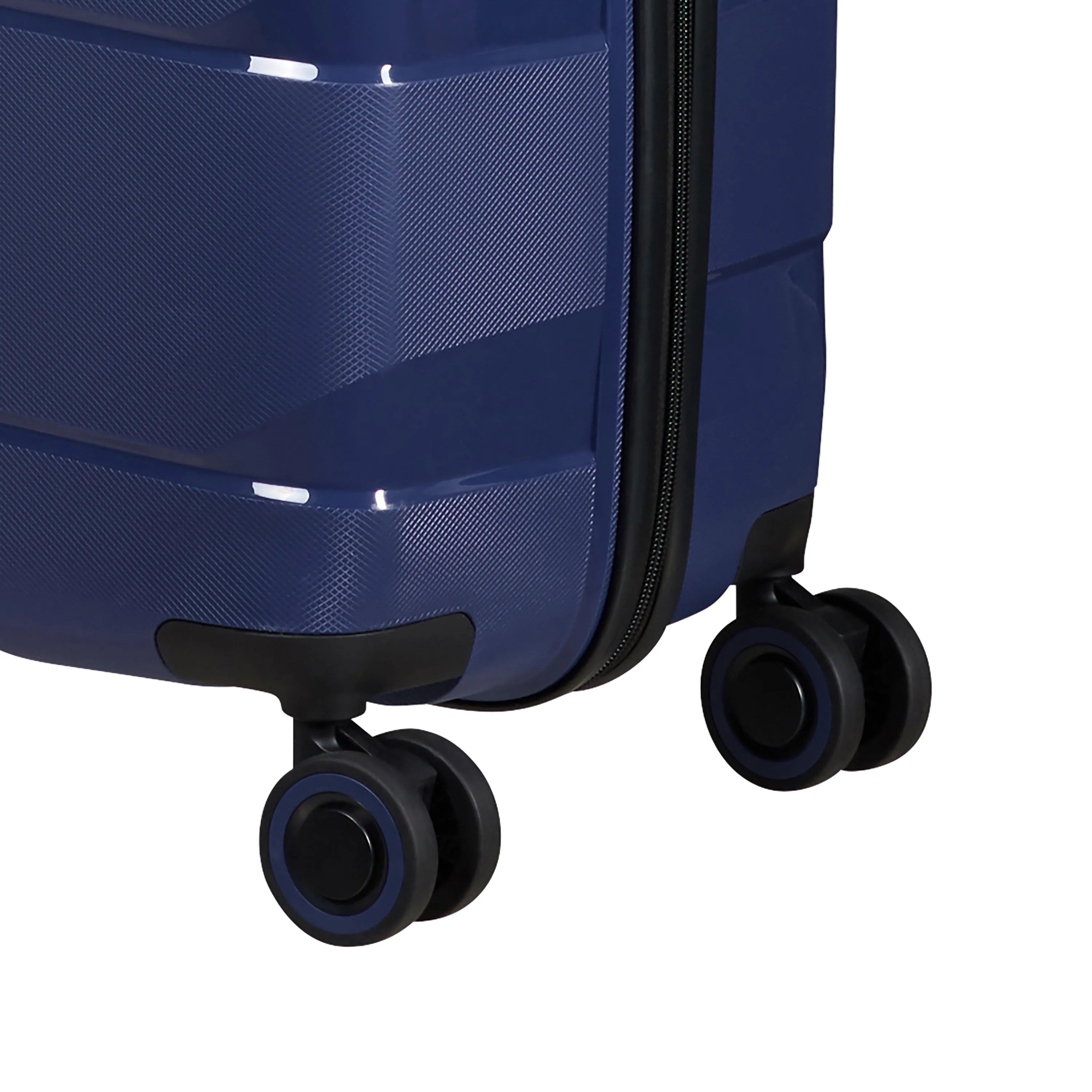 American Tourister Air Move Spinner Carry-On Luggage