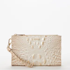 Daisy Brahmin