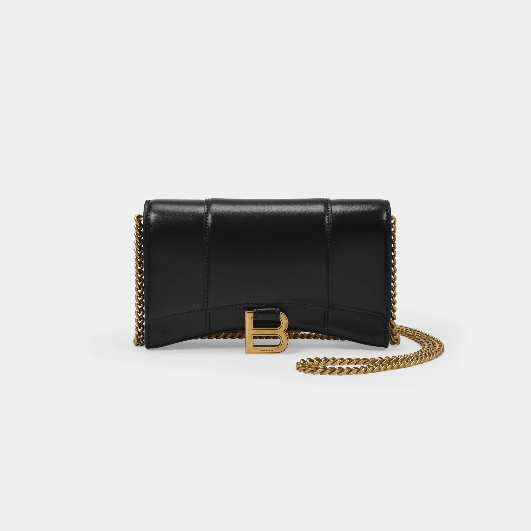 Hourglass Wallet on Chain in Black Shiny Leather