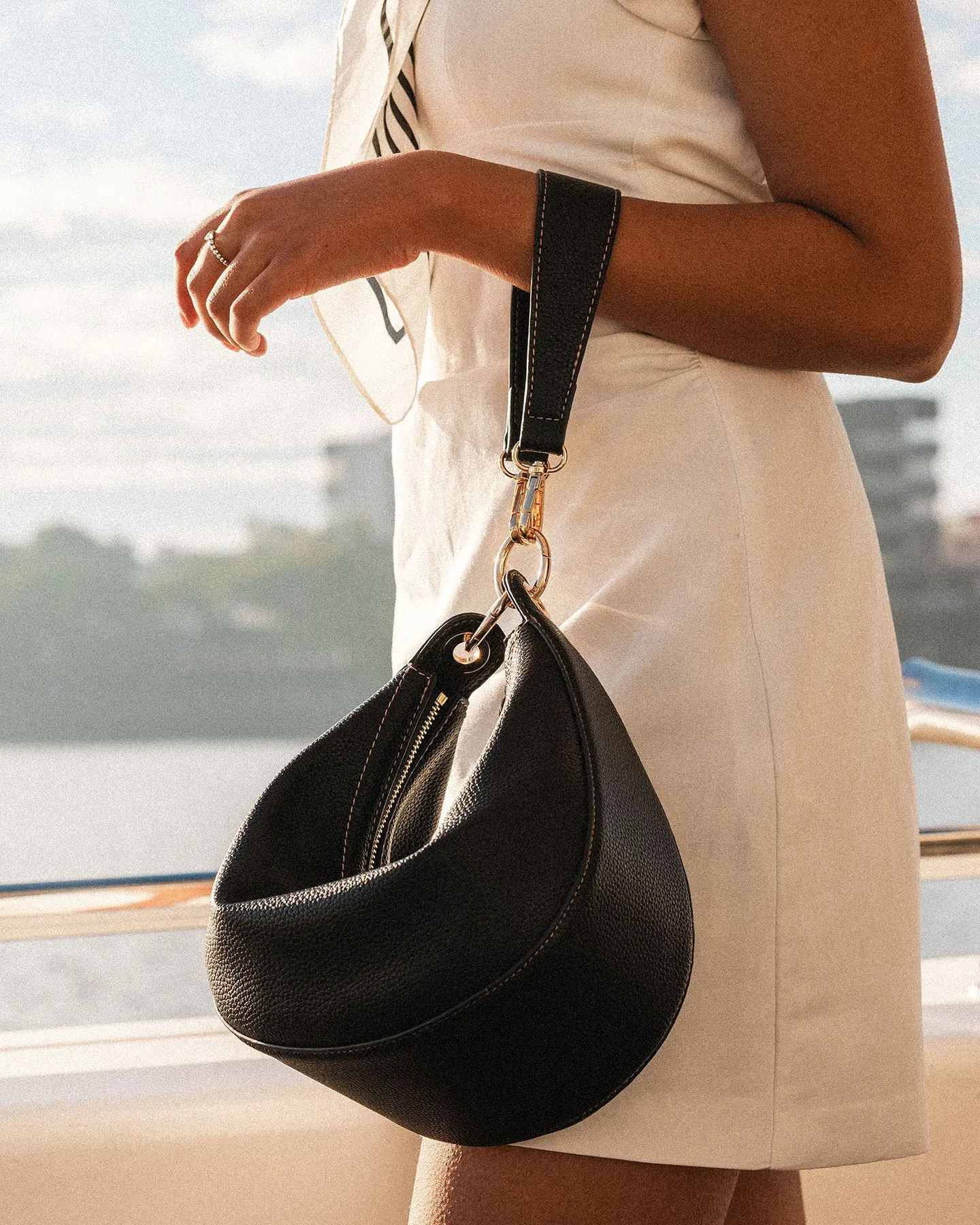 Louenhide Corfu Handbag Black