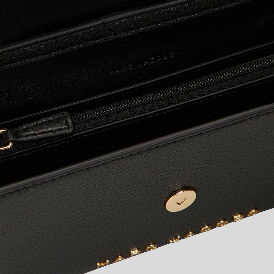 MARC JACOBS Groove Leather Wallet On Chain Black 4P4SMN002S01