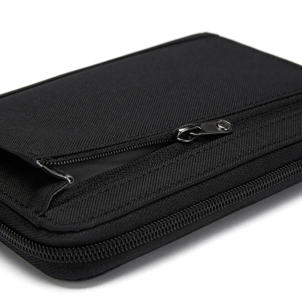 Pacsafe RFIDsafe™ RFID Blocking Compact Travel Organizer