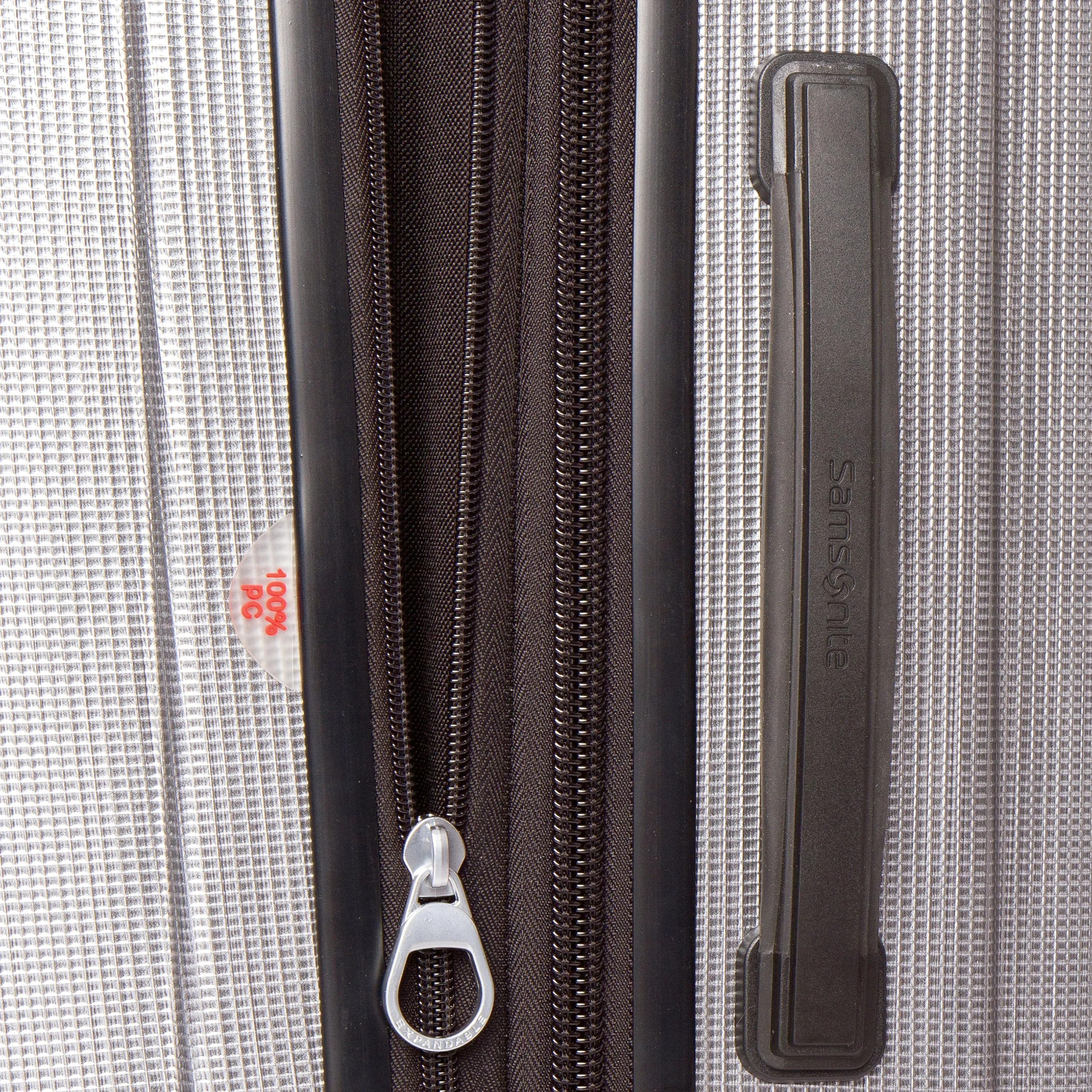 Samsonite Omni 3.0 Medium Spinner Expandable Luggage