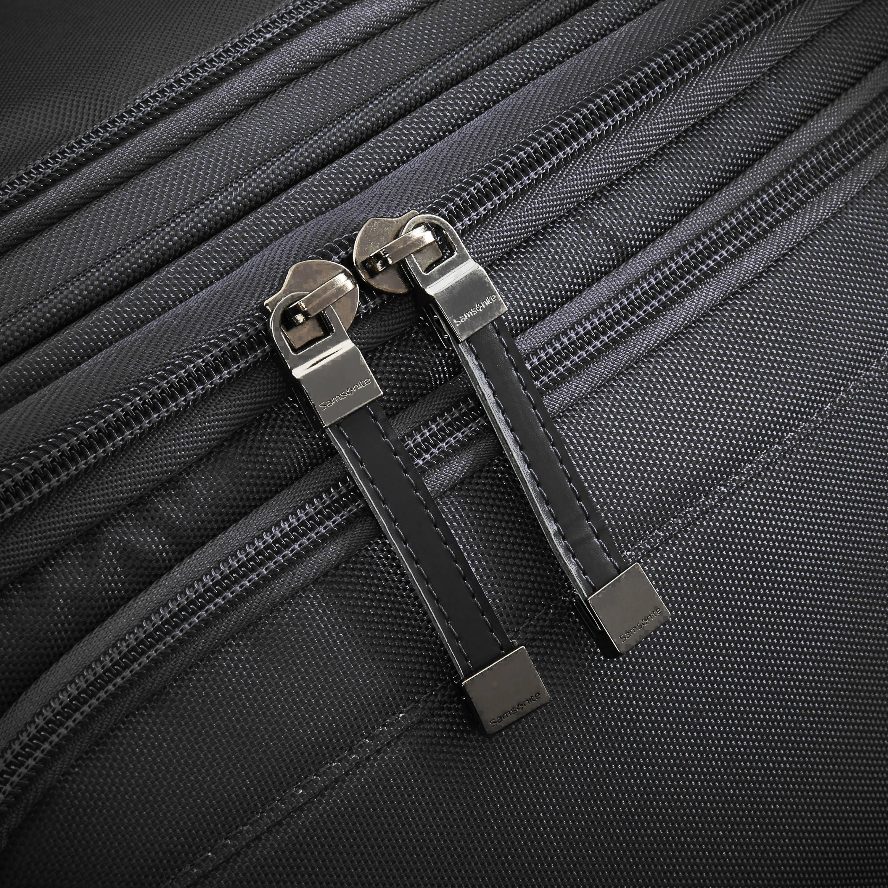 Samsonite Small Wheeled Underseater