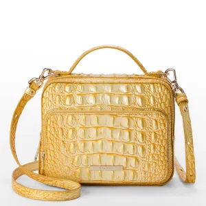 Tori Brahmin